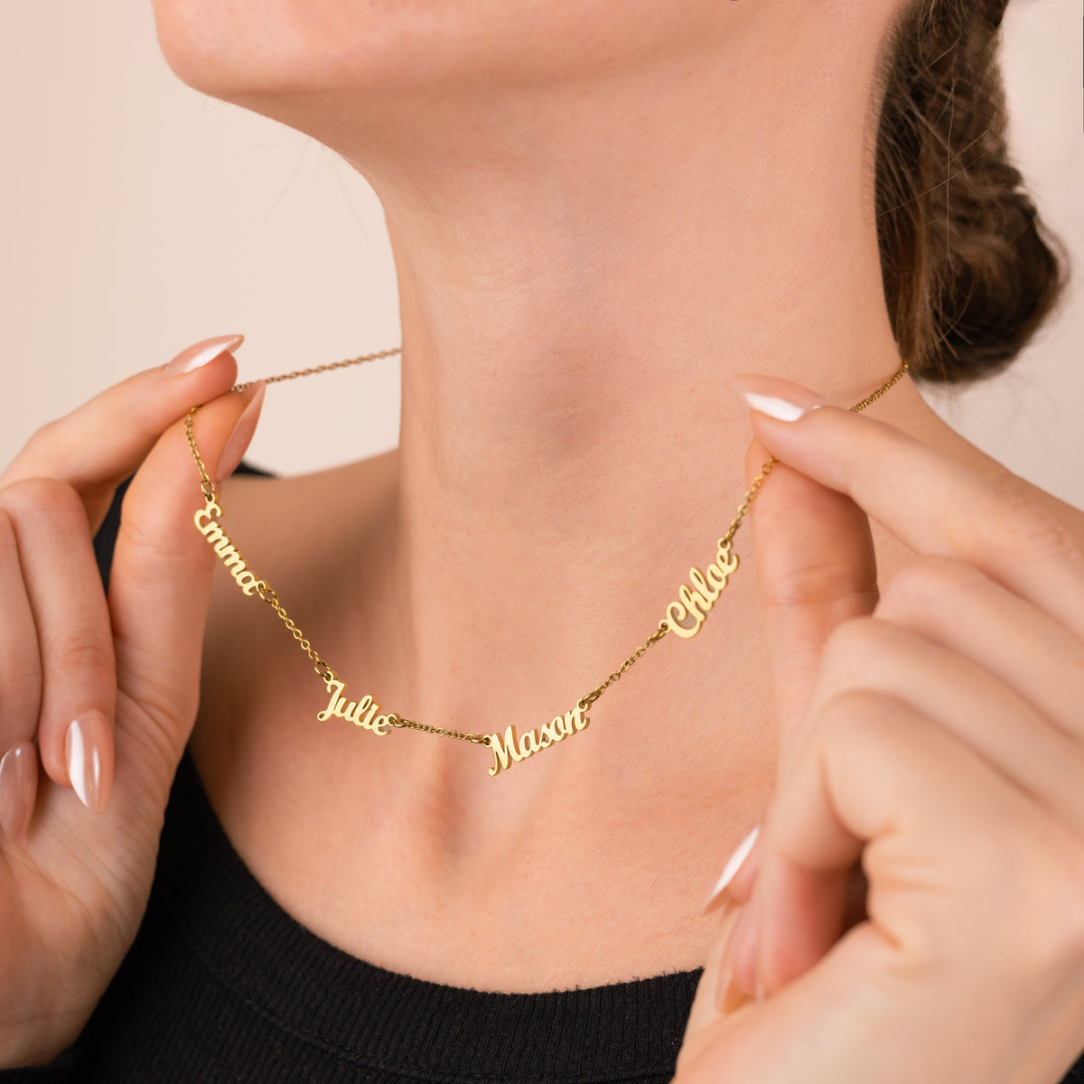 Collar delicado con nombre personalizado