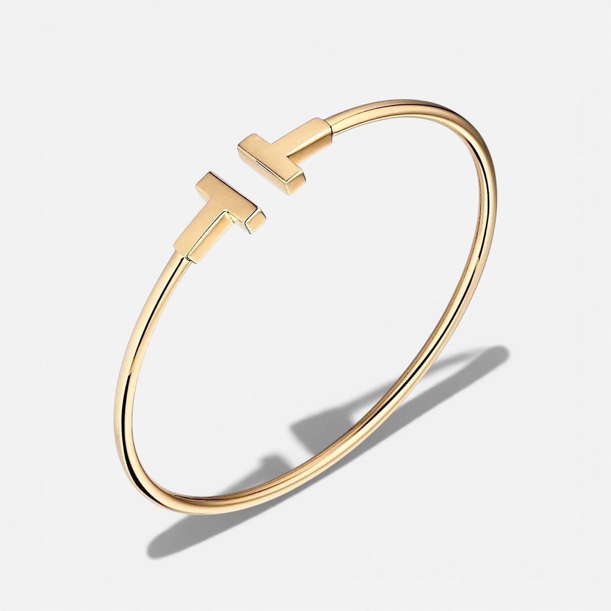 Brazalete tipo cuff T Celeste