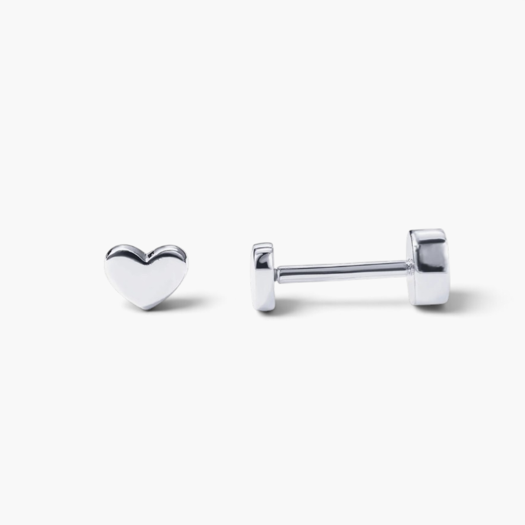 Boucles d’oreilles puces cœur à dos plat