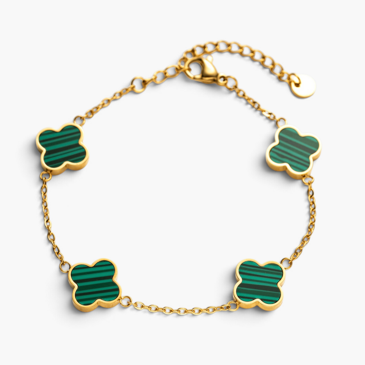 Pulsera delicada con trébol verde