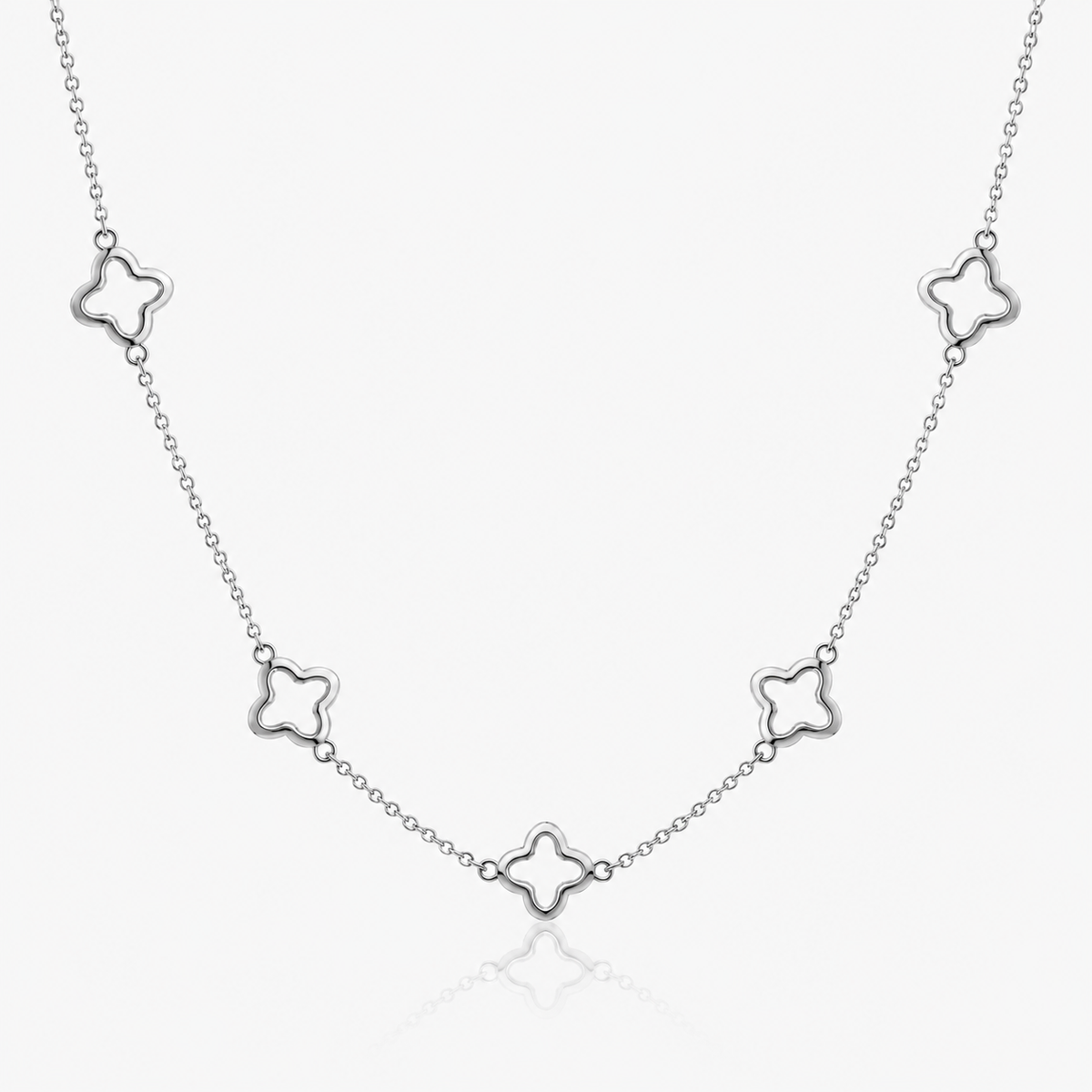 Collar con contorno de trébol Juliette