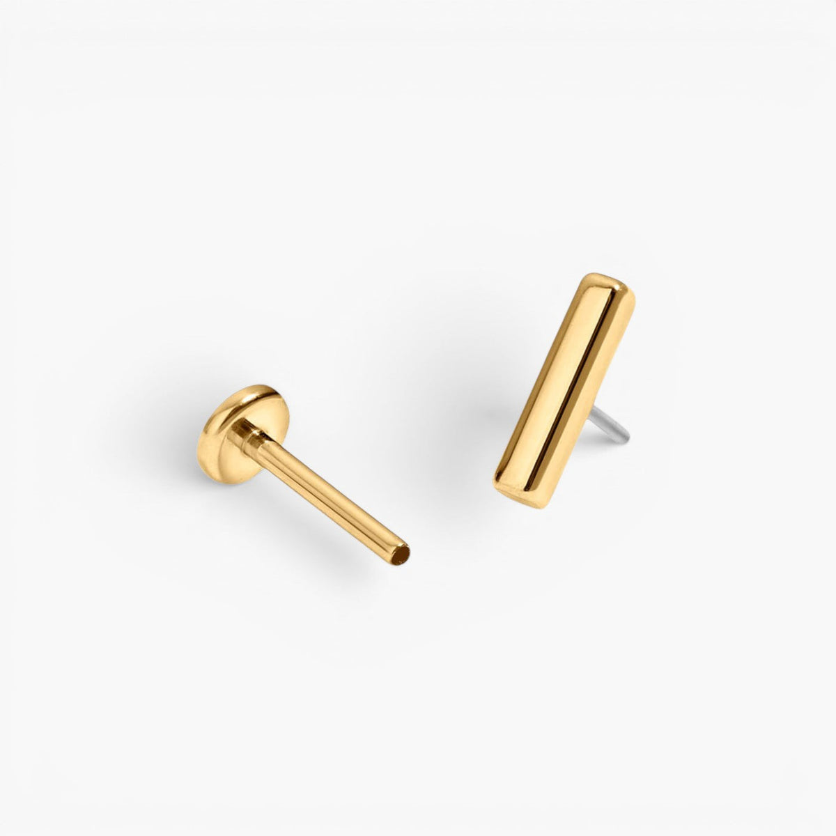 Trio de boucles d’oreilles puces minimalistes à dos plat