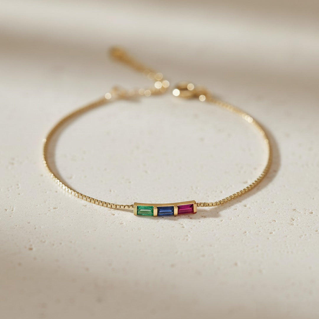Bracelet chaîne à pierre de naissance taille baguette