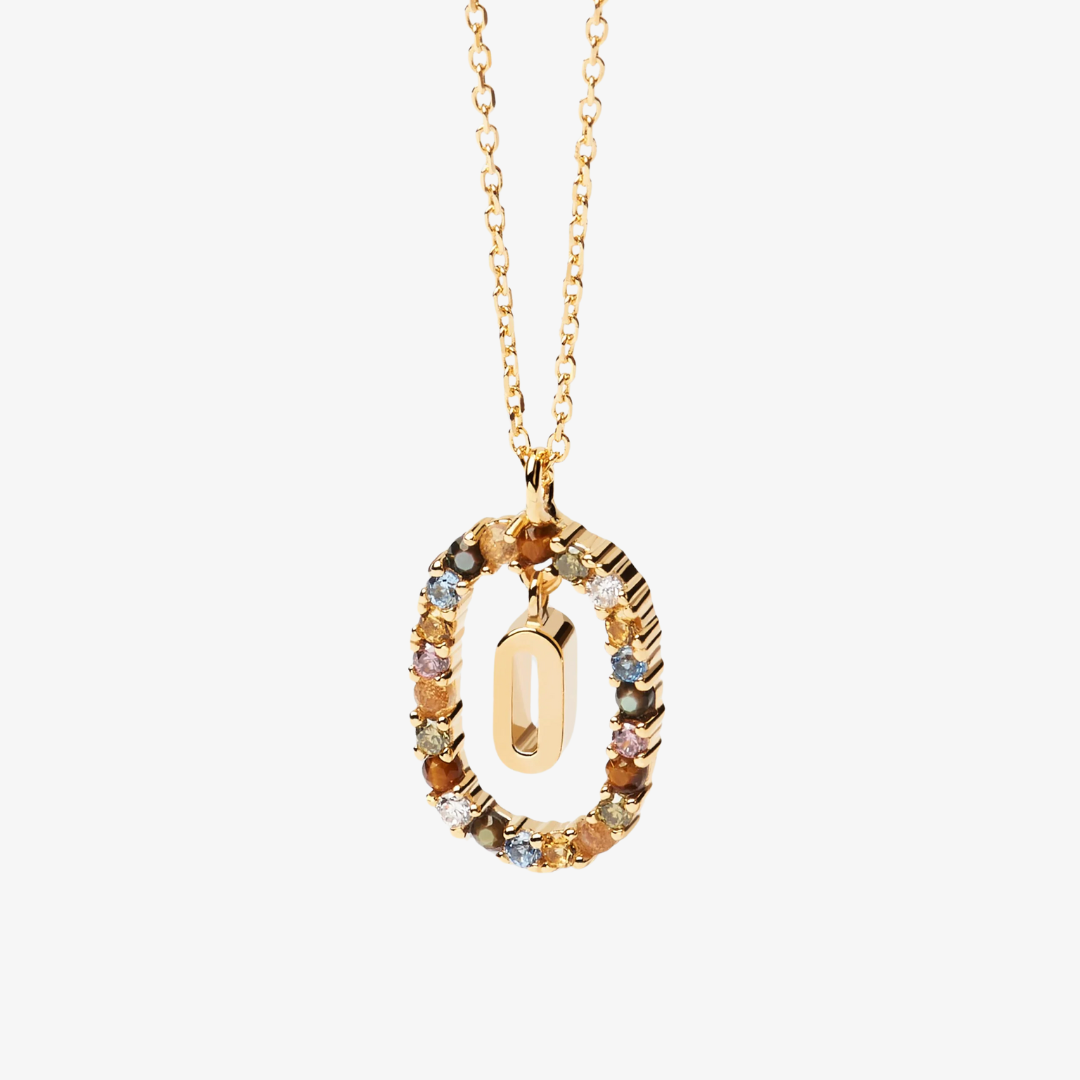 Collier pendentif initiale doré avec pierre colorée