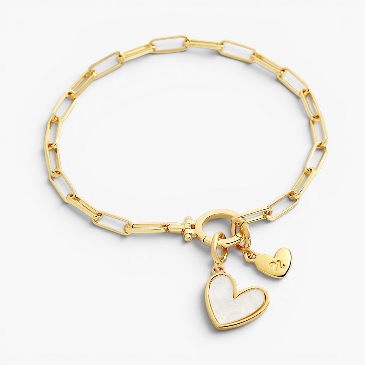 Bracelet à breloque cœur et initiale