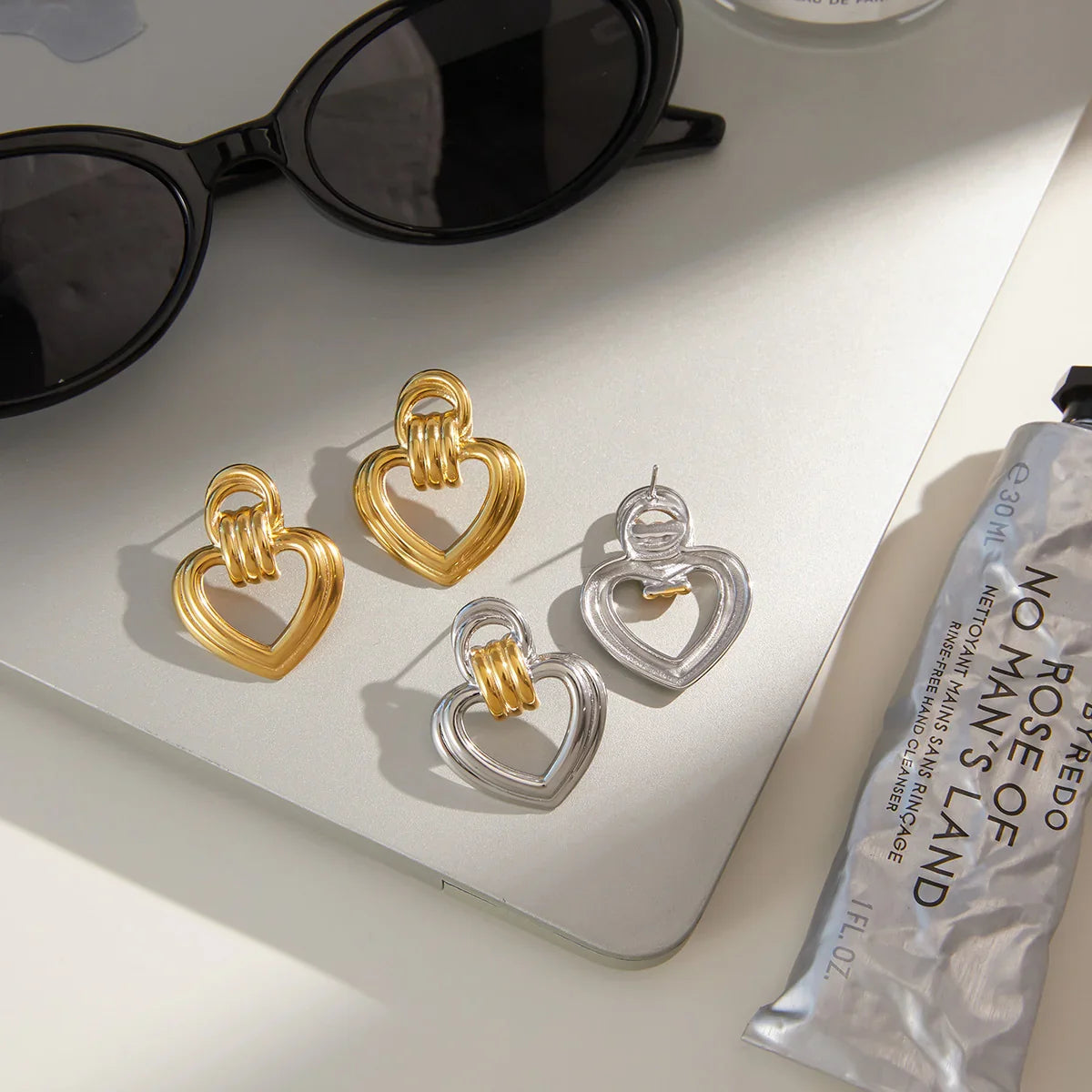 Boucles d’oreilles pendantes cœur
