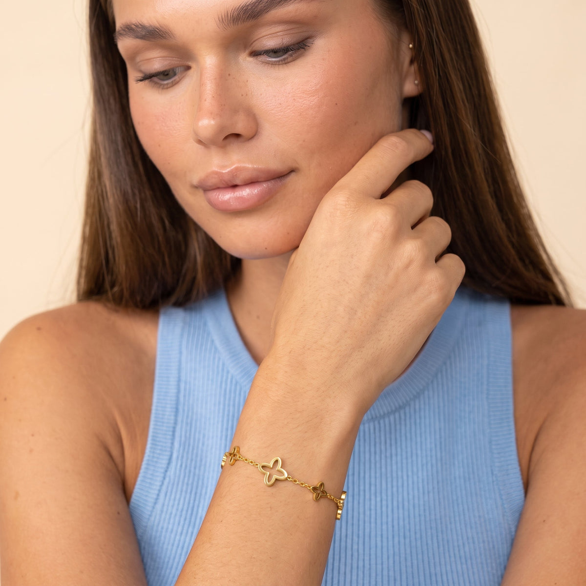 Bracelet ouvert trèfle à quatre feuilles