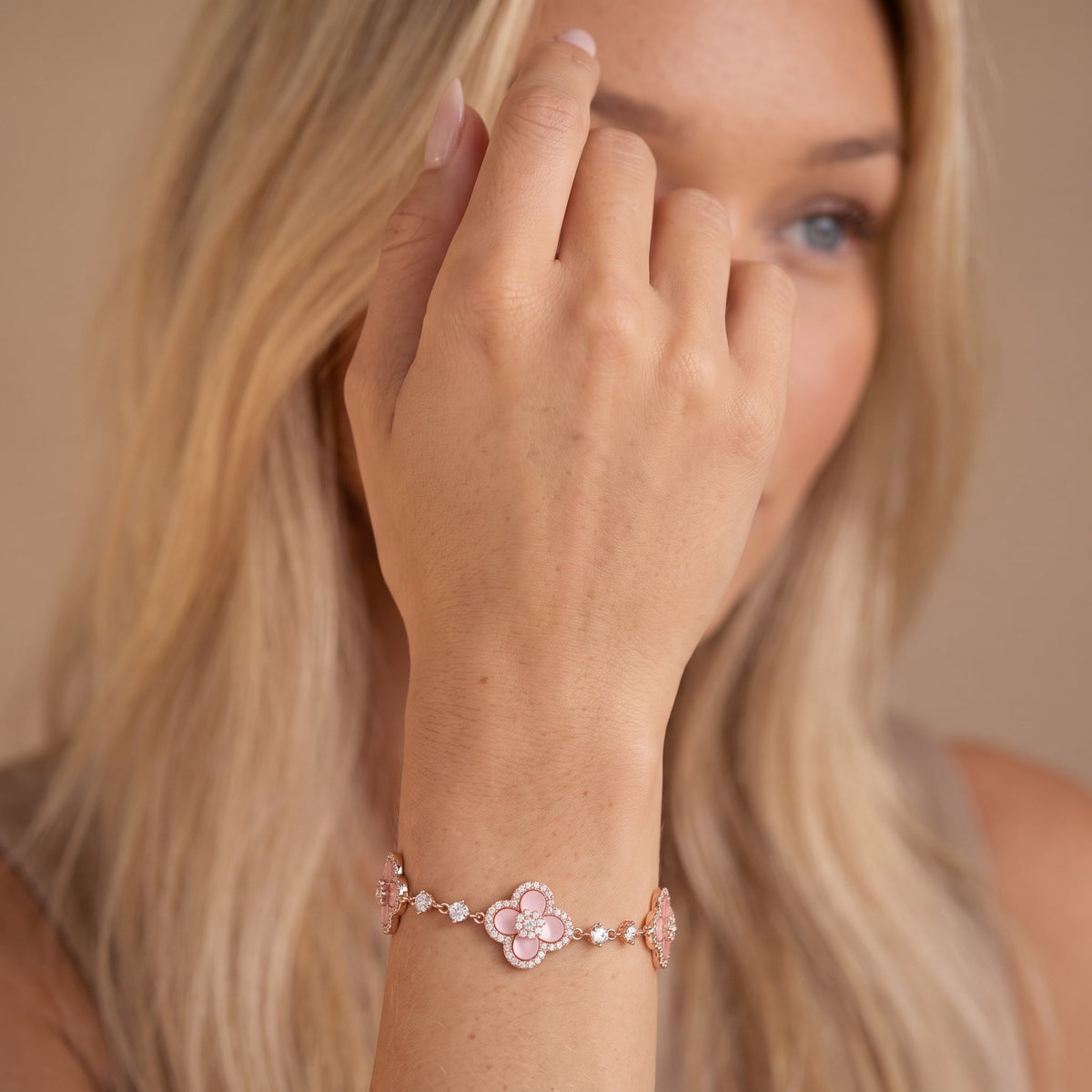 Bracelet trèfle Sakura pavé
