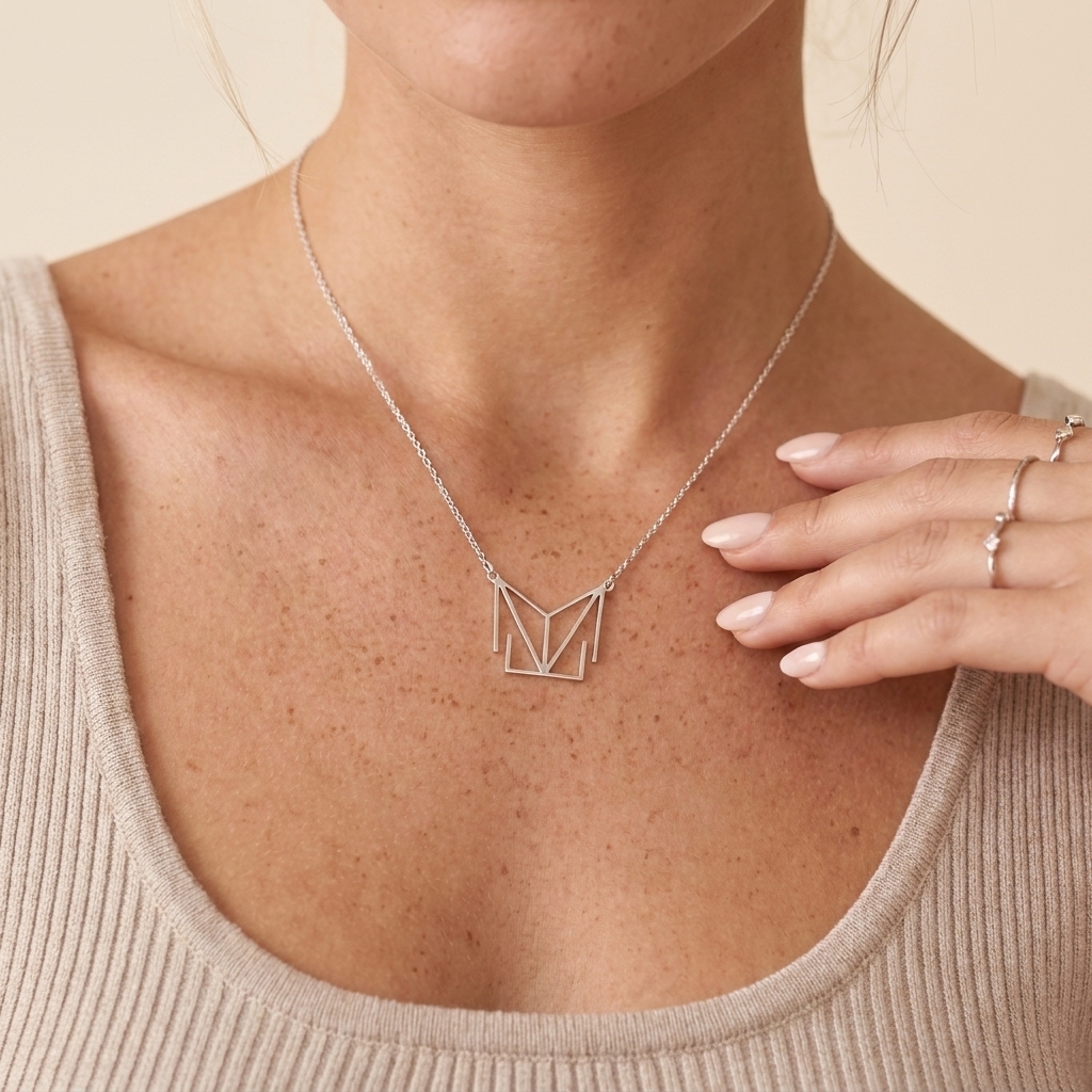 Minimalist Monogram Name Necklace - Silver - close-up