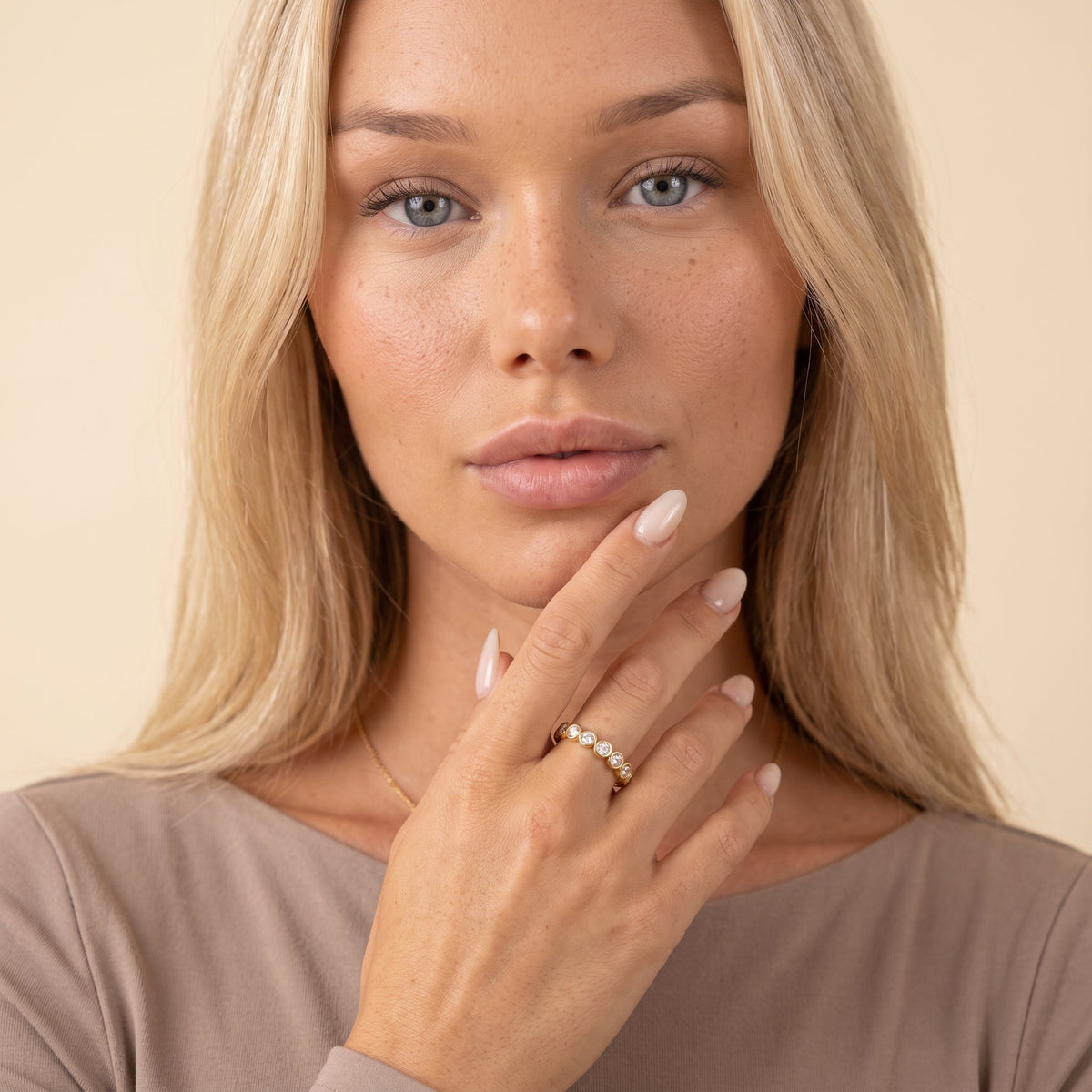 Bague empilable en zircone cubique