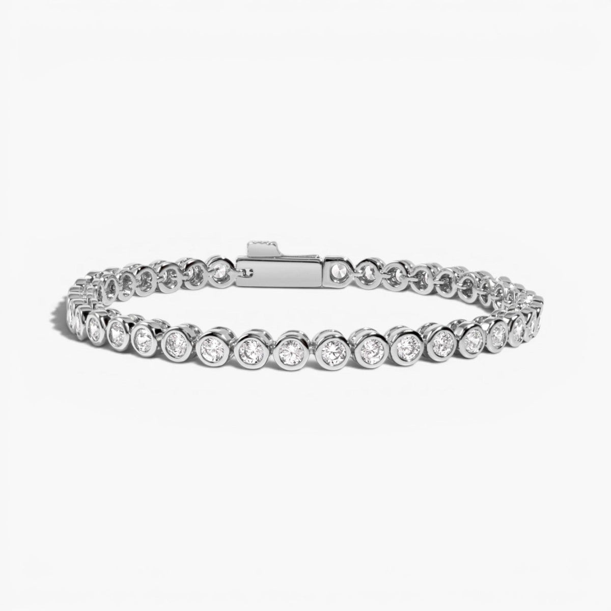 Bracelet tennis rond en zircone cubique sertie clos