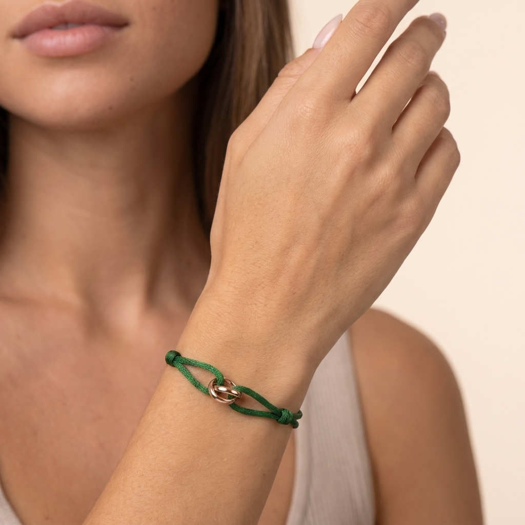 Valencia Cord Bracelet - Green - close-up