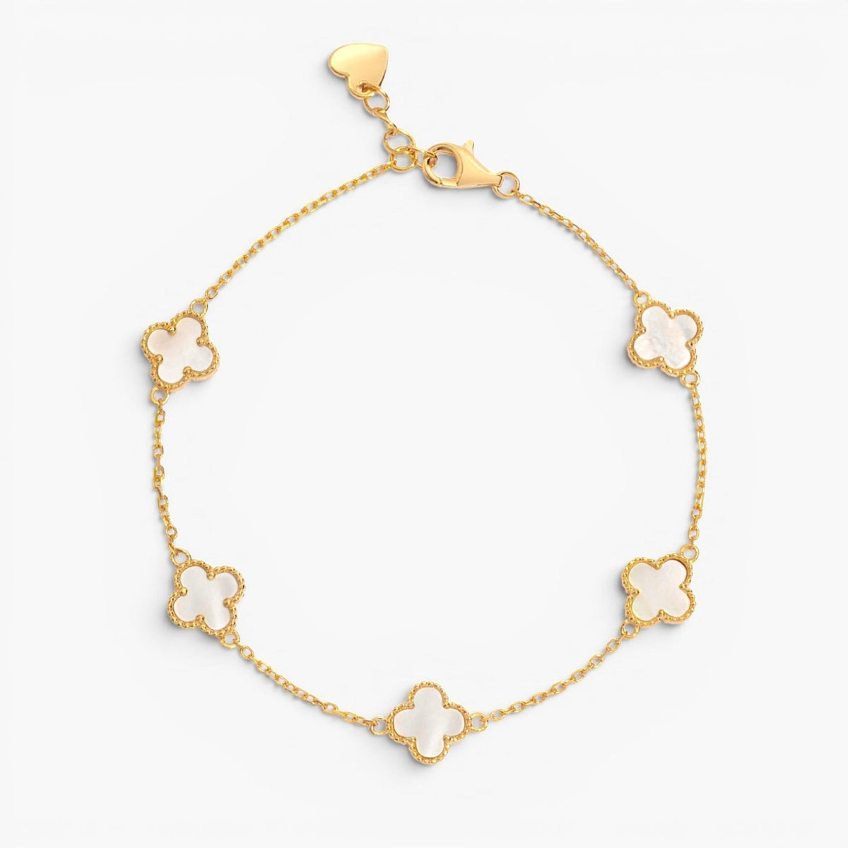 🎁 Bracelet délicat à breloque trèfle en nacre (100 % de réduction)